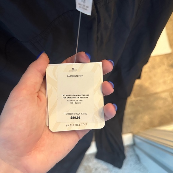 Fabletics Parachute Pants - Picture 4 of 4